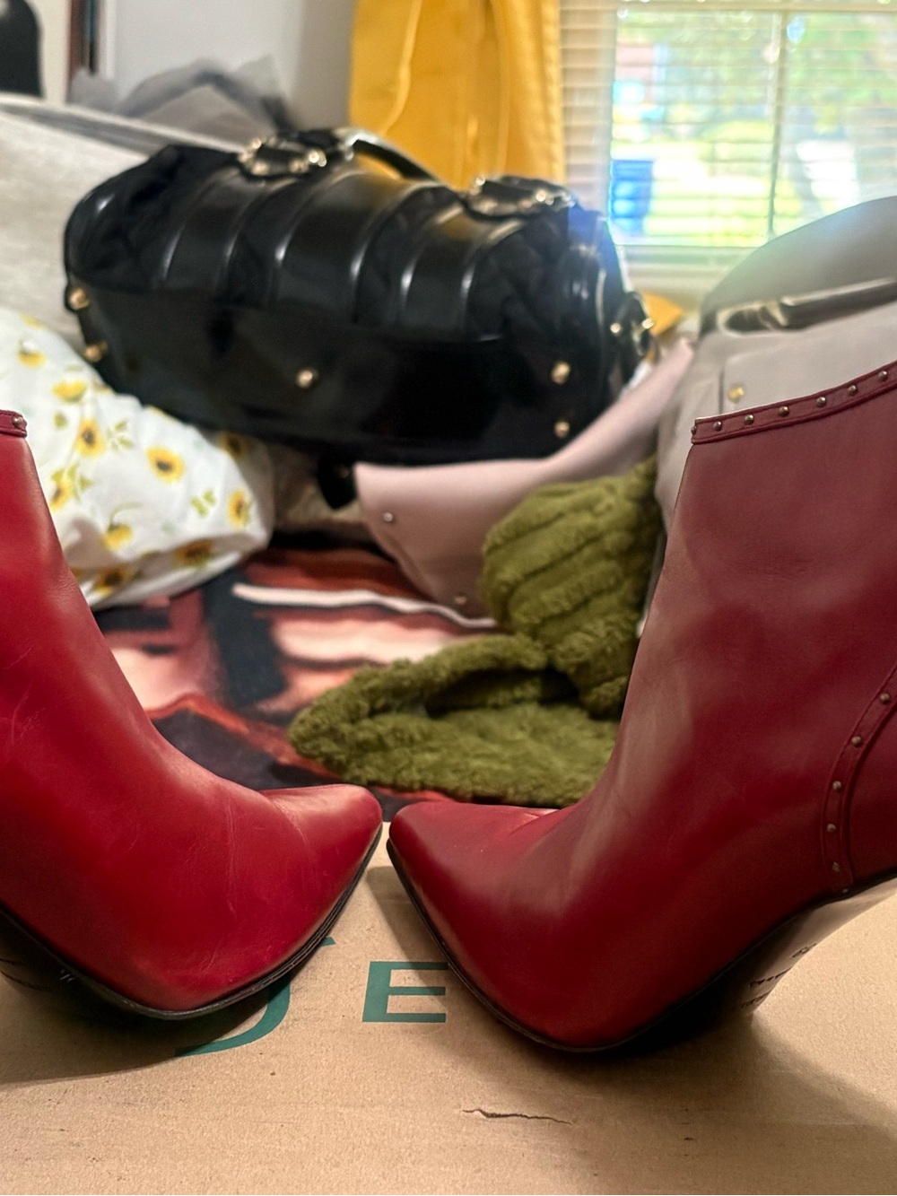 Burberry red leather Kitten pointy heeled boots Size 39 - Picture 12 of 15